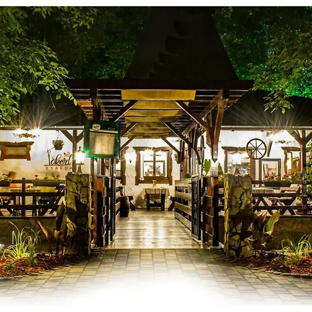 Pensionat Aqua Land Villapark 3*